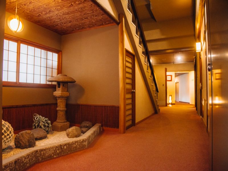 View of the entrance 3
